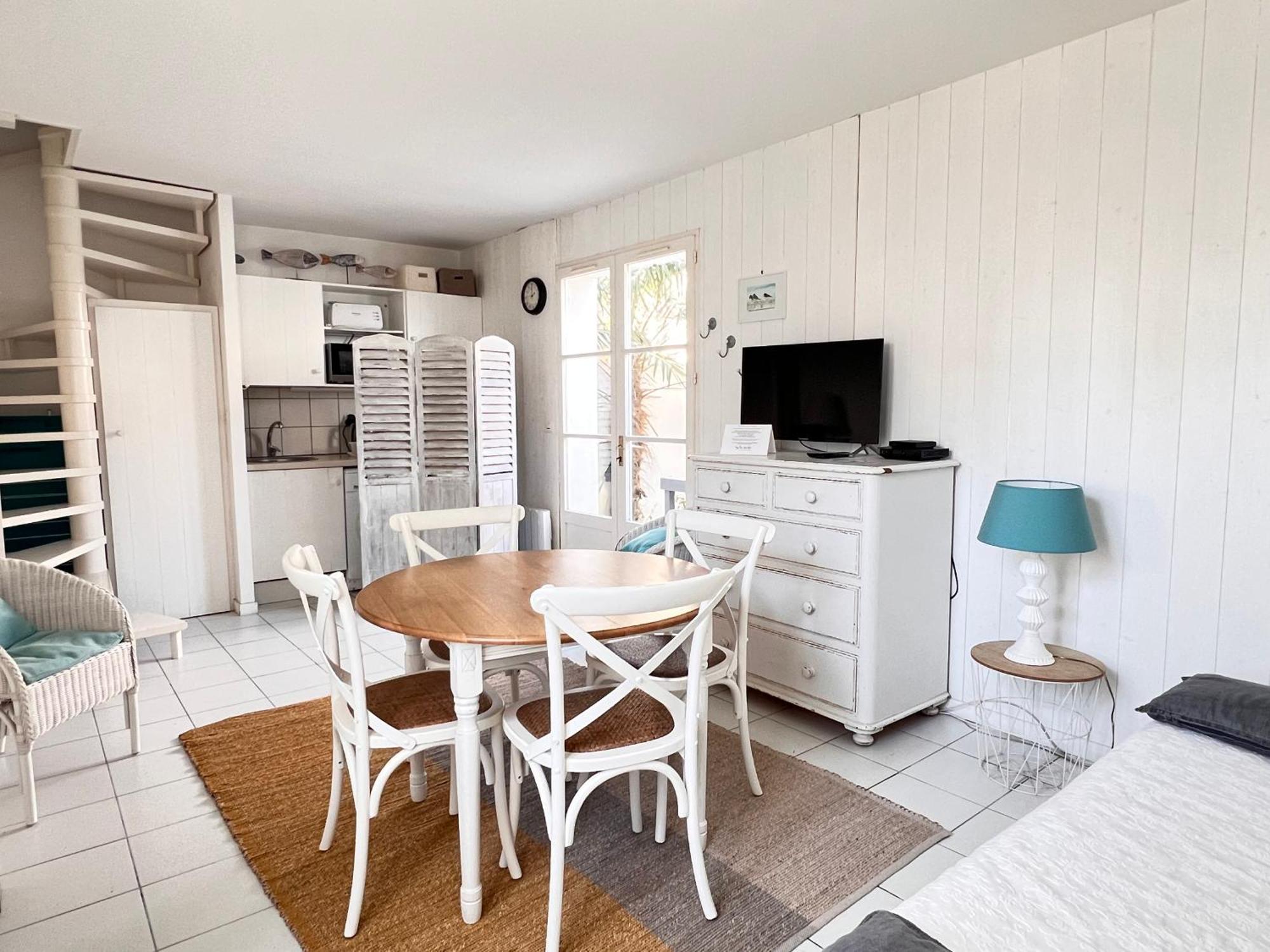 Appartement Liseron Saint-Martin-de-Re ภายนอก รูปภาพ